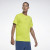 UNITED BY FITNESS MOVESOFT T-SHIRT - GULUR